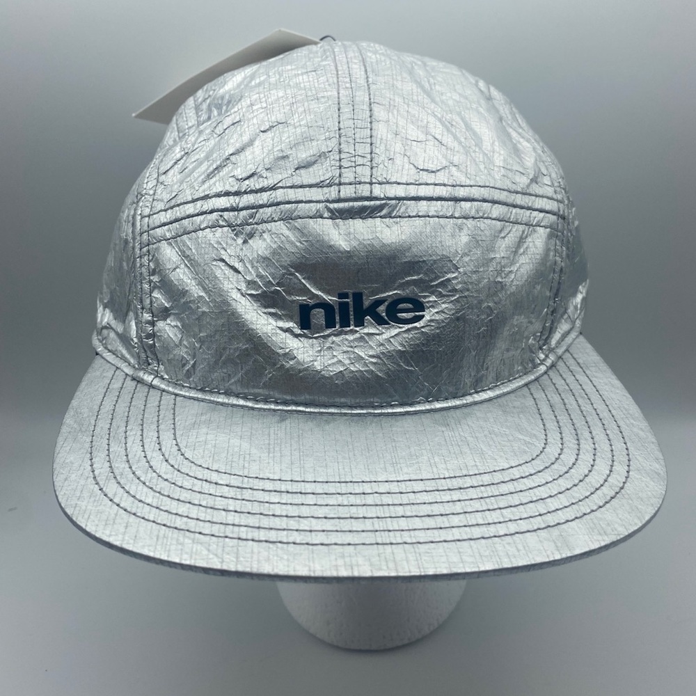 NWT Nike Mars Landing Strapback Hat- CJ1613-095